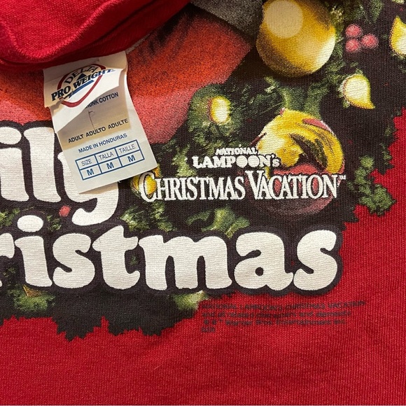 National Lampoons Christmas Vacation Griswold Family Movie T Shirt Size Medium - Picture 3 of 3